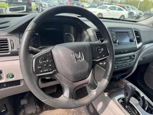 Used 2019 Honda Pilot LX image 14