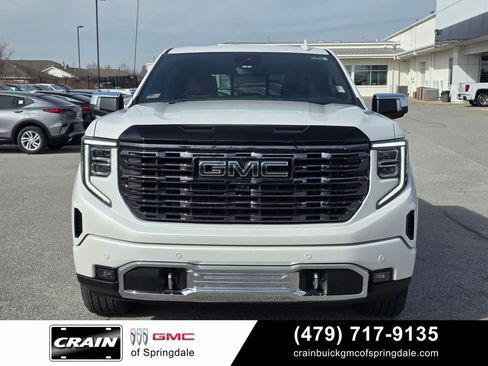 Used 2025 GMC Sierra 1500 Denali Ultimate AWD/4WD image 2