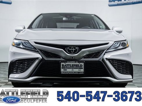 Used 2024 Toyota Camry XSE w/ Navigation Package image 2