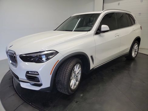 Used 2021 BMW X5 xDrive40i AWD/4WD image 3