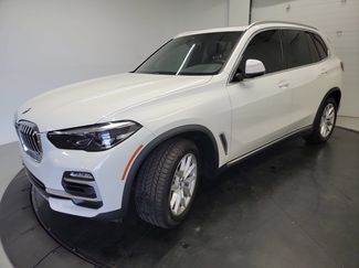 Used 2021 BMW X5 xDrive40i AWD/4WD video 3