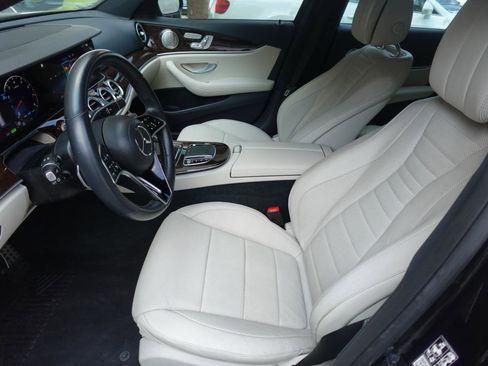 Used 2021 Mercedes-Benz E 450 4MATIC All-Terrain Wagon image 9