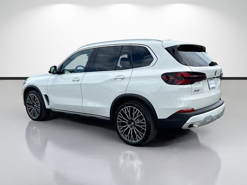 New 2026 BMW X5 sDrive40i w/ Climate Comfort Package RWD image 5