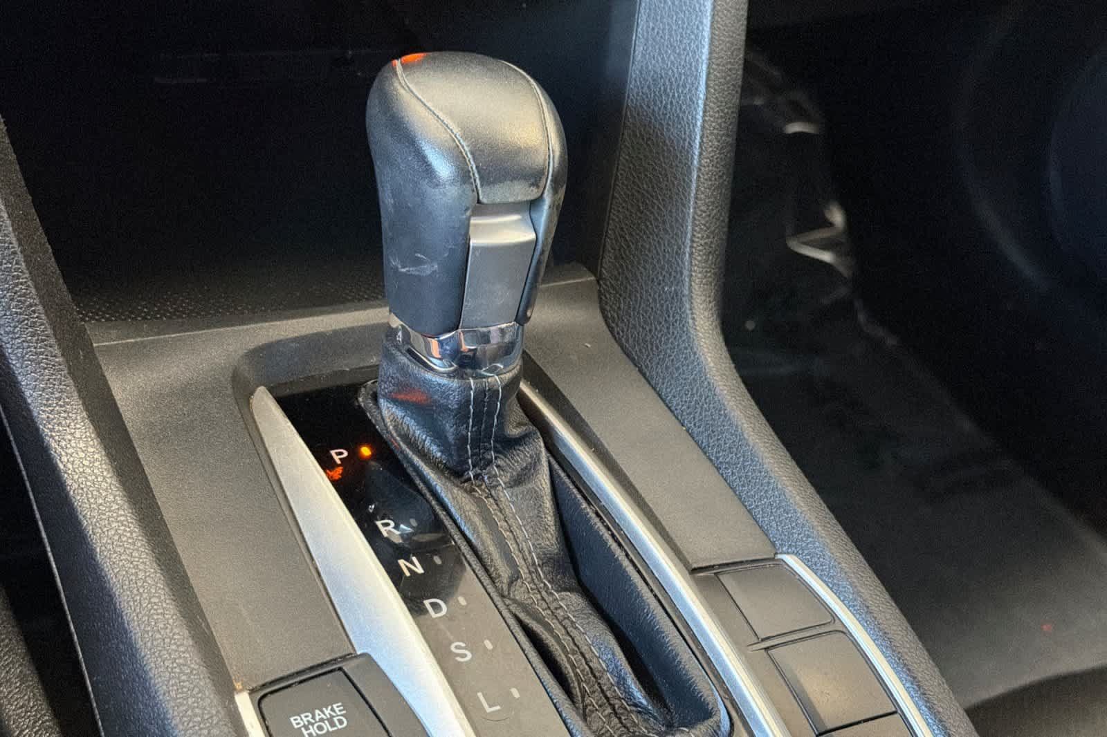 Used 2017 Honda Civic Touring image 22