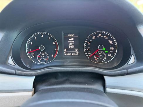 Used 2013 Volkswagen Passat 2.5 SE image 16