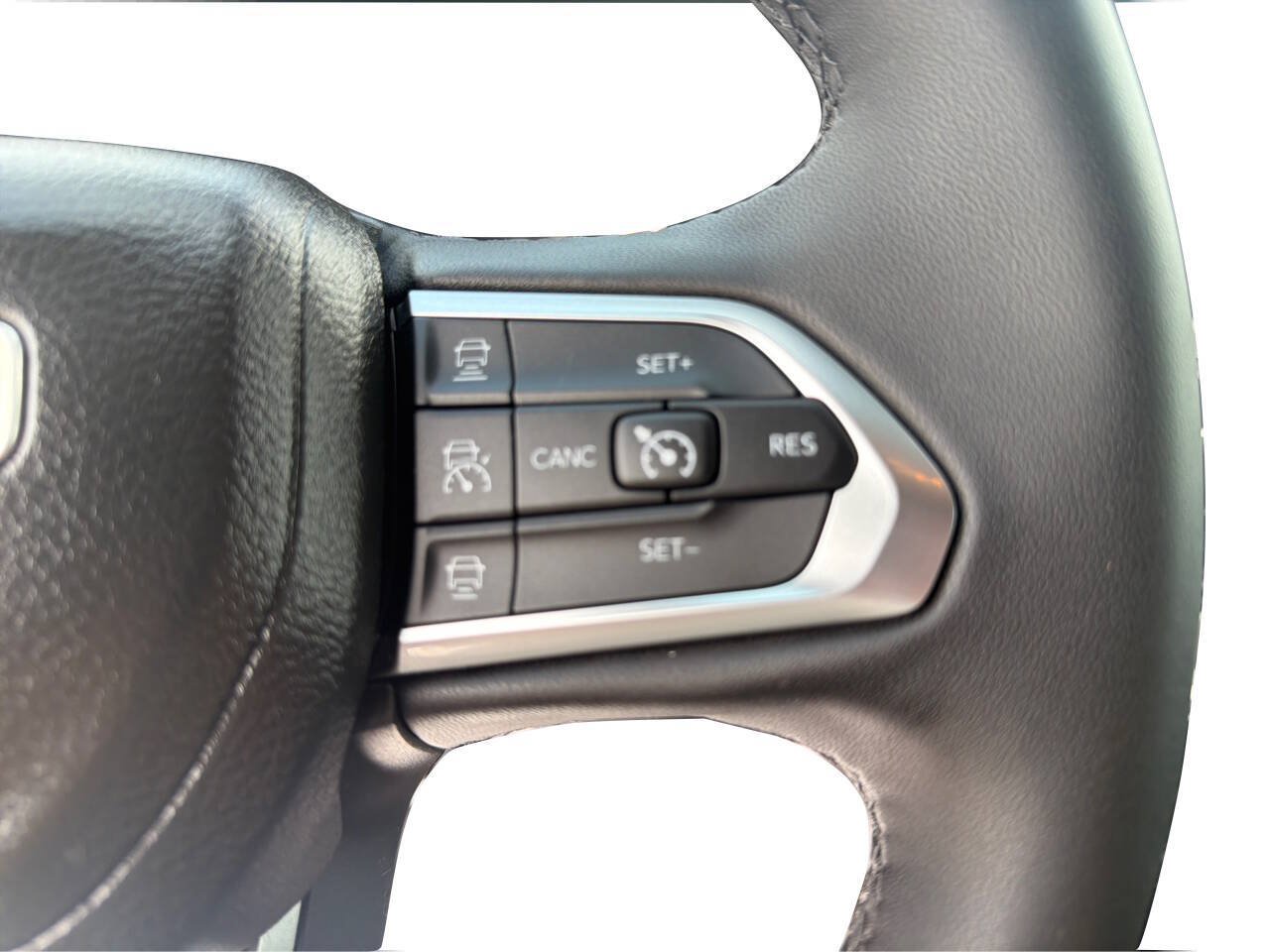 Used 2023 Jeep Compass Limited AWD/4WD image 30