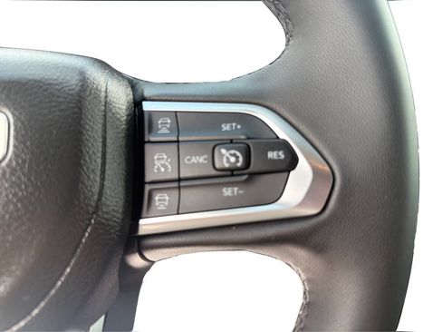 Used 2023 Jeep Compass Limited AWD/4WD image 30