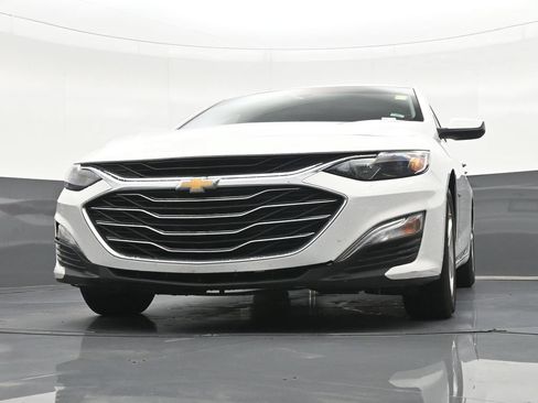 Used 2024 Chevrolet Malibu LS FWD image 30