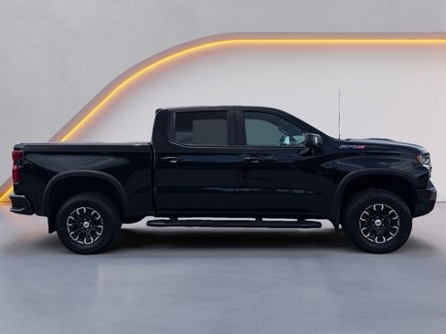 Used 2024 Chevrolet Silverado 1500 ZR2 AWD/4WD image 2