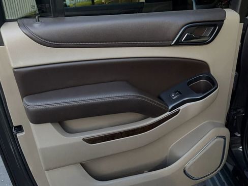 Used 2016 Chevrolet Suburban LT w/ Texas Edition Package image 32