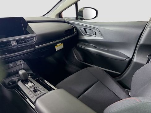 New 2026 Toyota Prius Plug-In Hybrid FWD image 21