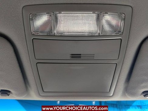 Used 2010 Toyota Camry LE image 32