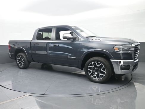 Used 2026 RAM 1500 Laramie AWD/4WD image 8
