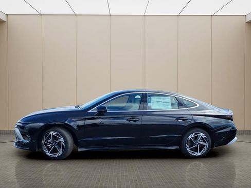 New 2026 Hyundai Sonata SEL FWD image 5