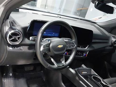 Used 2025 Chevrolet Equinox LT w/ Convenience Package II AWD/4WD image 19