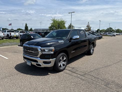 Used 2023 RAM 1500 Laramie AWD/4WD image 6