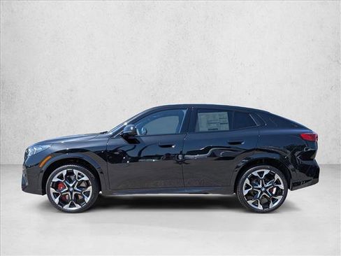 New 2026 BMW X2 xDrive28i AWD/4WD image 8
