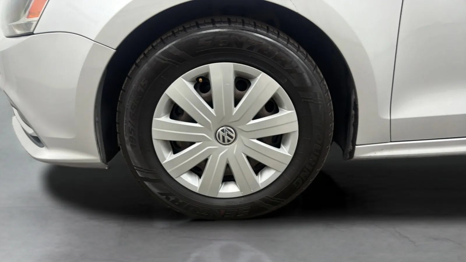 Used 2015 Volkswagen Jetta S FWD image 27
