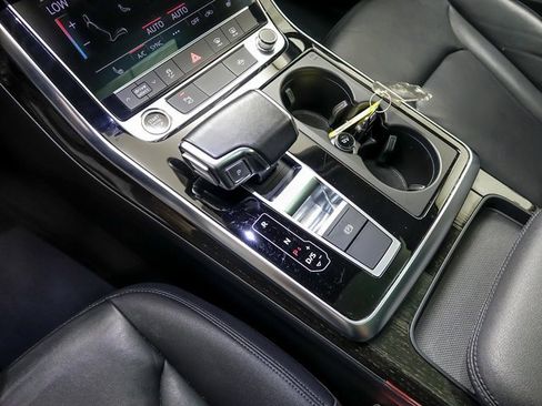 Used 2022 Audi Q7 2.0T Premium w/ Convenience Package image 25