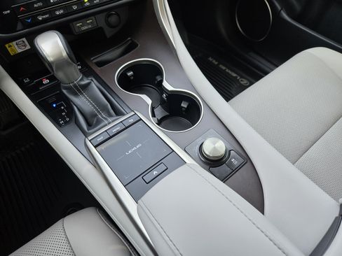 Used 2022 Lexus RX 350 FWD w/ Premium Package image 14