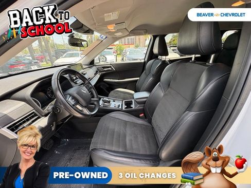 Used 2024 Mitsubishi Outlander SE FWD image 13