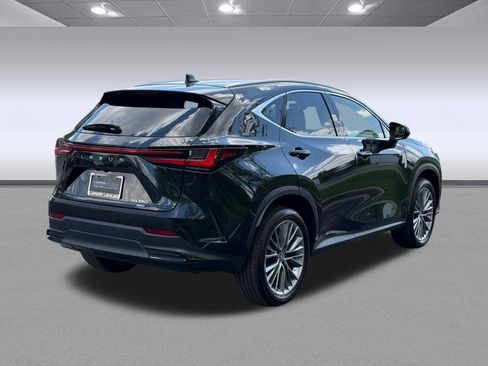 Certified 2026 Lexus NX 350 AWD w/ Accessory Package (2T) image 8