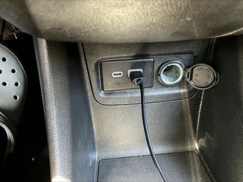 Used 2020 Chevrolet Spark LT image 31