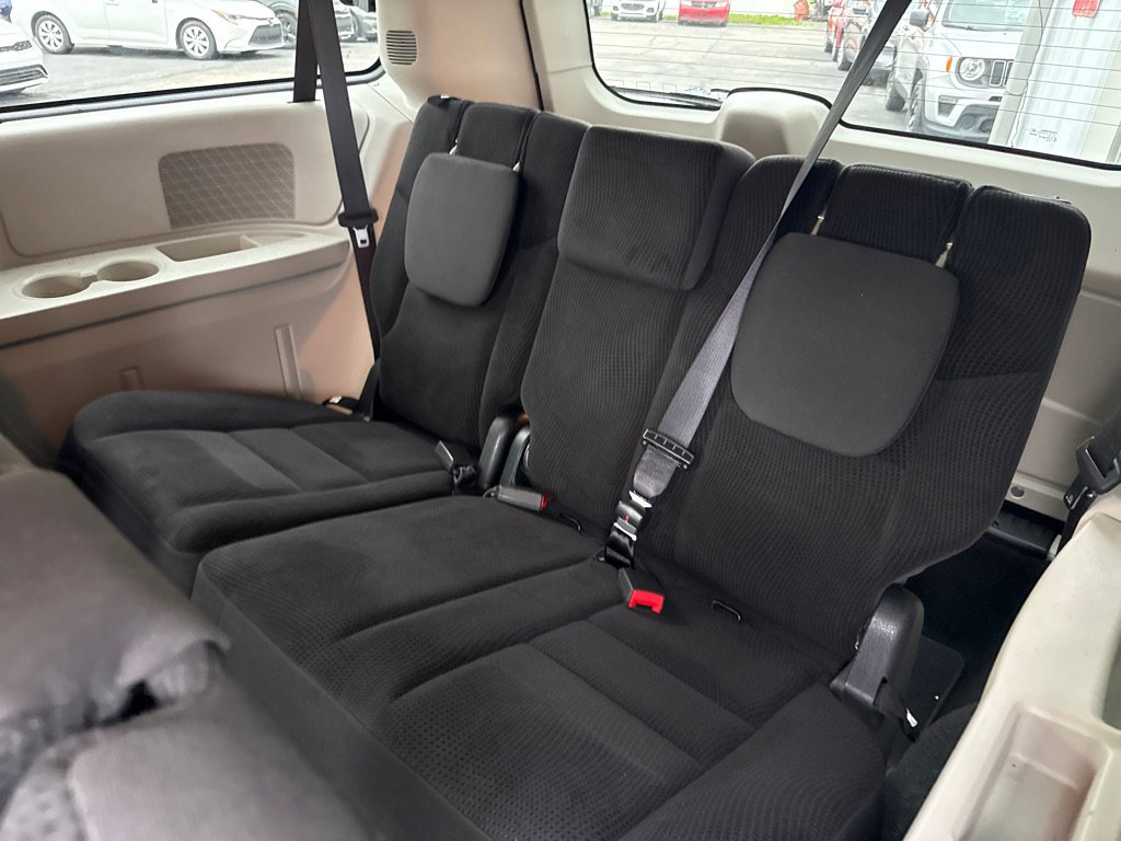 Used 2020 Dodge Grand Caravan SE FWD image 10