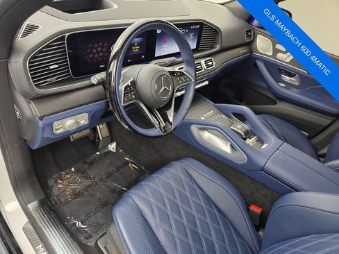 Used 2026 Mercedes-Benz Maybach GLS 600 4MATIC image 10