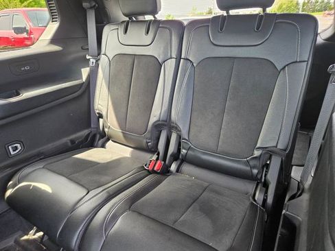 Used 2023 Jeep Grand Cherokee L Laredo AWD/4WD image 10
