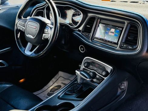 Used 2016 Dodge Challenger SXT Plus image 12