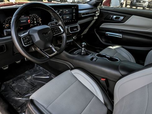 Used 2024 Ford Mustang GT Premium image 13