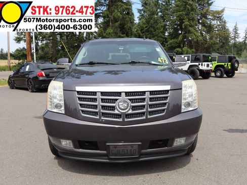 Used 2010 Cadillac Escalade Premium AWD/4WD image 11