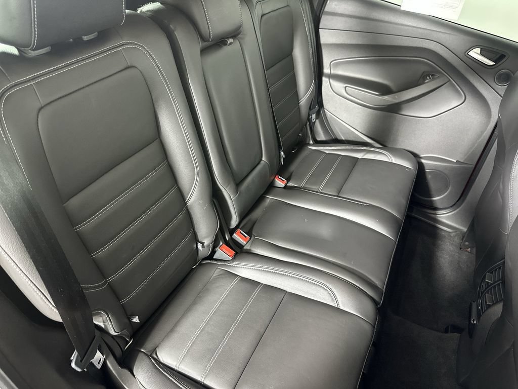 Used 2017 Ford Escape Titanium AWD/4WD image 28