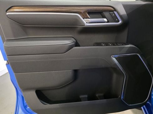 New 2025 Chevrolet Silverado 1500 LT w/ Z71 Off-Road Package image 9