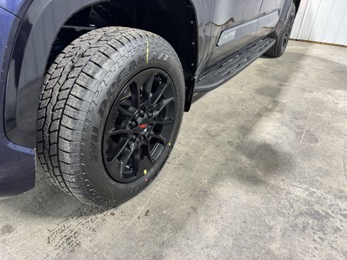 New 2025 Toyota Tundra Platinum w/ TRD Off-Road Package image 10