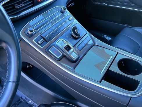 Used 2021 Hyundai Santa Fe SEL w/ Convenience + Premium Package image 15