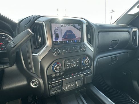 Used 2021 Chevrolet Silverado 1500 LTZ w/ LTZ Premium Package AWD/4WD image 6