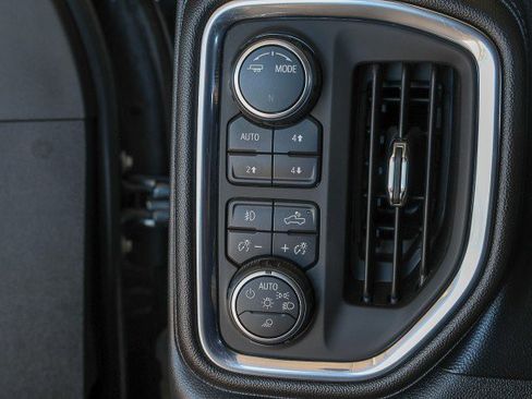 Used 2020 Chevrolet Silverado 2500 LT w/ All Star Edition image 30