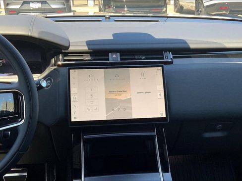New 2026 Land Rover Range Rover Velar Dynamic SE image 7