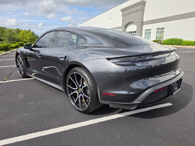 Used 2023 Porsche Taycan RWD image 11