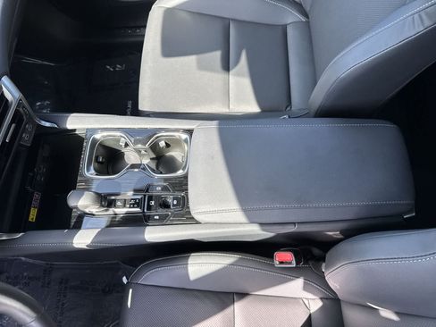 Used 2025 Lexus RX 350 FWD w/ Accessory Package (K3) image 34