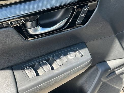 Used 2026 Honda CR-V Sport Touring image 18