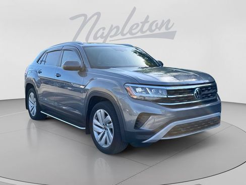 Used 2021 Volkswagen Atlas Cross Sport SE w/ Panoramic Sunroof Package AWD/4WD image 3