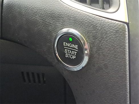 Certified 2024 Ford Edge SEL w/ Convenience Package image 17