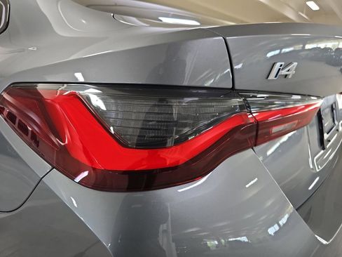 Certified 2023 BMW i4 eDrive35 RWD image 33