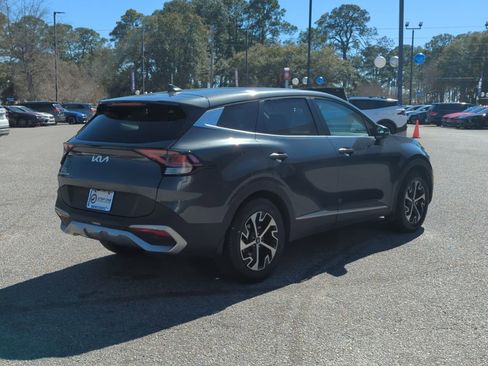 Used 2023 Kia Sportage EX image 7