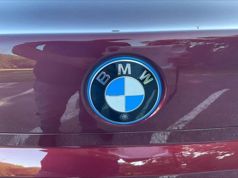 Used 2023 BMW i7 xDrive60 AWD/4WD image 32