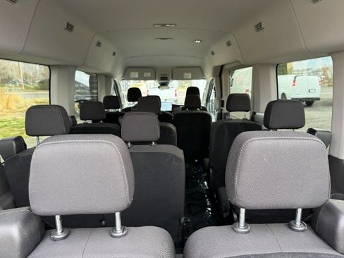 Used 2023 Ford Transit 350 XLT image 27