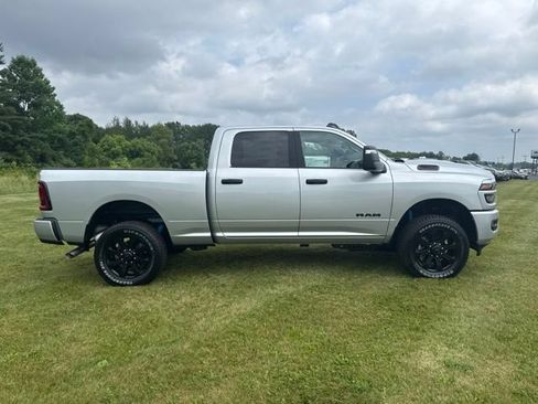 New 2026 RAM 2500 Big Horn AWD/4WD image 6